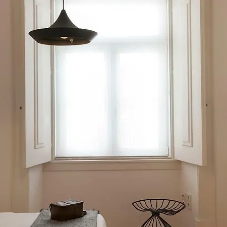 Brand New!!! Trendy Design Flat - Heart Of Chiado Lisbon