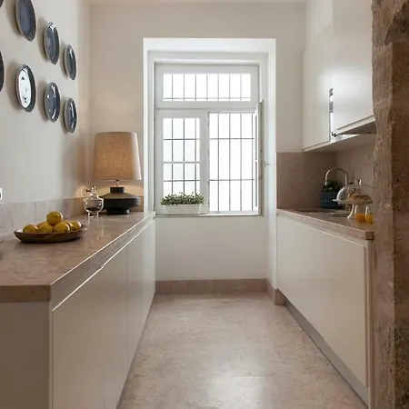 Brand New!!! Trendy Design Flat - Heart Of Chiado * Lisbon