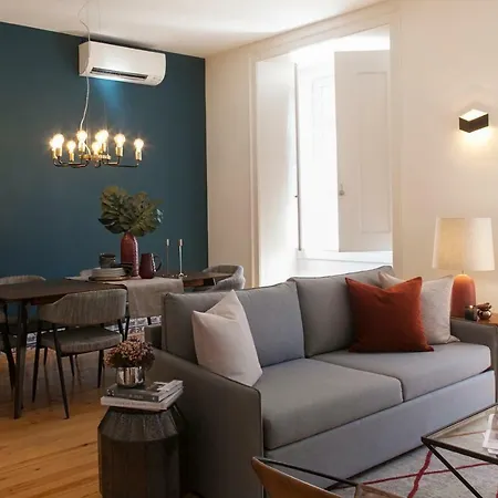 Brand New!!! Trendy Design Flat - Heart Of Chiado Apartment