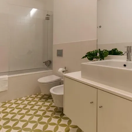 Brand New!!! Trendy Design Flat - Heart Of Chiado Apartment *
